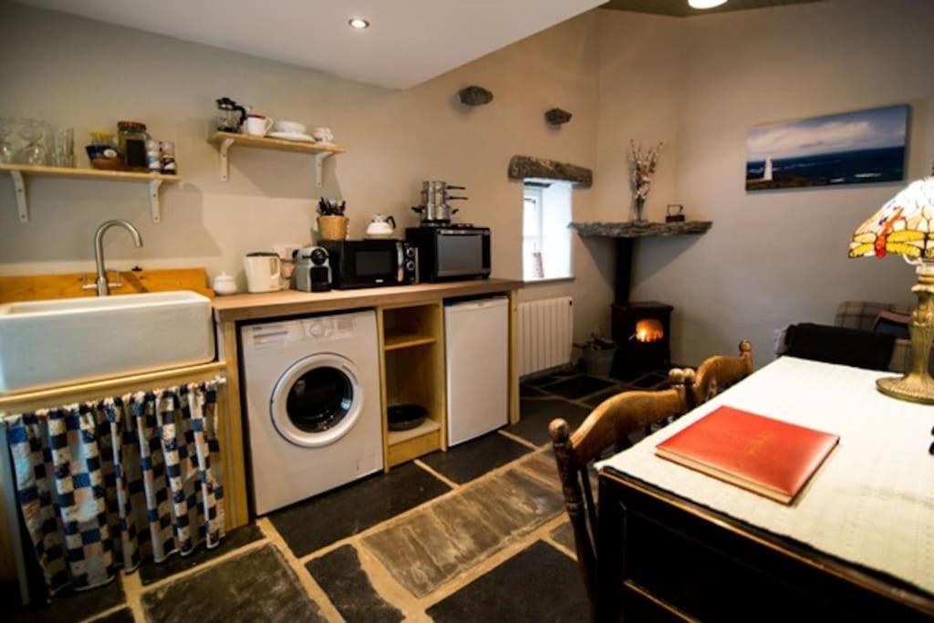 Fermoyle Properties Glynn'S Cottage Fanore Екстериор снимка